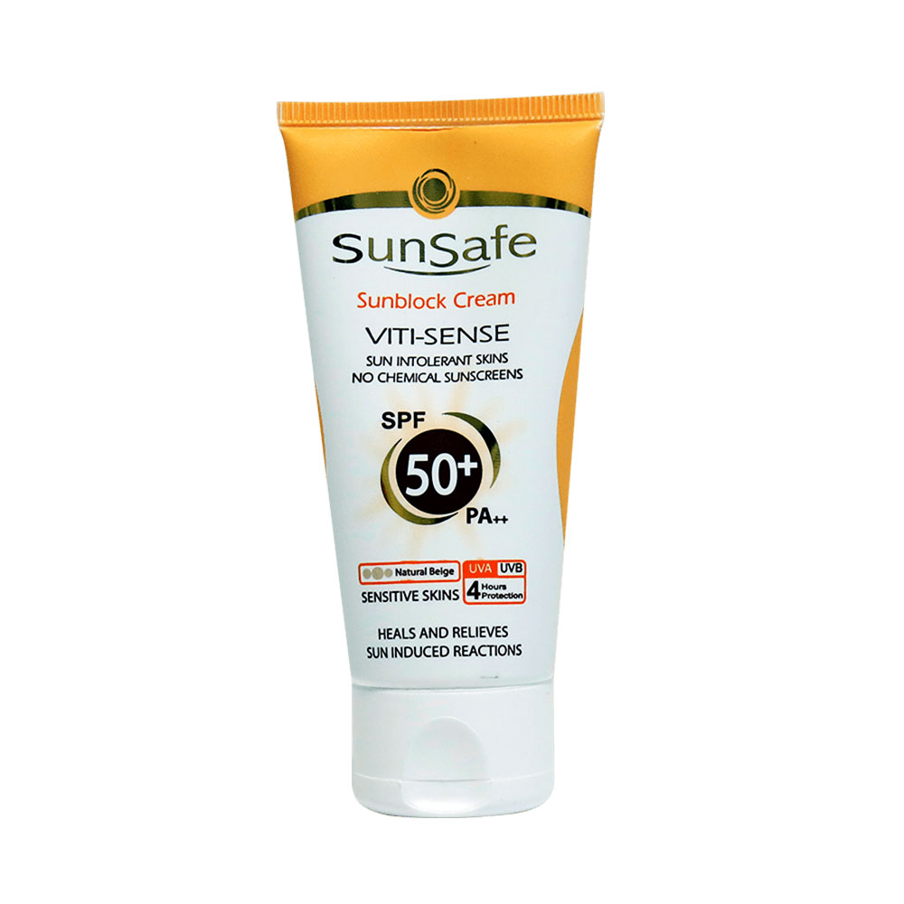 کرم ضد آفتاب رنگی فاقد چربی SPF50 سان سیف SUNSAFE